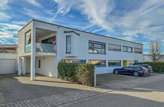 Gewerbeimmobilie kaufen in 68753 Waghäusel, Modernes Gewerbeanwesen: Lagerhalle, Büro´s, Praxiseinheit und stylischer Penthouse-Wohnung