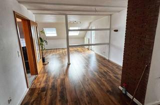 Wohnung mieten in Am Alten Graben 19, 63654 Büdingen, Freundliche 3-Zimmer-Dachgeschosswohnung mit gehobener Innenausstattung mit Balkon in Büd-Wolferborn