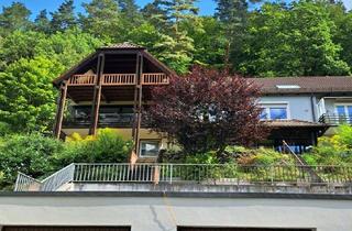 Doppelhaushälfte kaufen in Wolfskehle, 95326 Kulmbach, Doppelhaushälfte mit zwei 3 Zi.Wohnungen, ruhige Hanglage