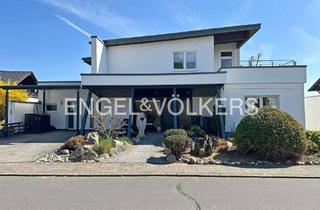 Einfamilienhaus kaufen in 56745 Bell, Großes Einfamilienhaus mit weiterer Wohneinheit und außergewöhnlichem Fernblick