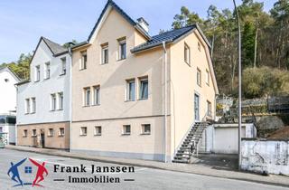 Doppelhaushälfte kaufen in 54568 Gerolstein, Gerolstein - Doppelhaushälfte mit zwei Wohneinheiten in Gerolstein - voll vermietet - Dach & Heizung erneuert