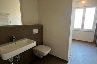 Wohnung mieten in Nordbahnstraße 16A, 13359 Wedding, Tageslicht-Bad, Ankleidezimmer, Südbalkon