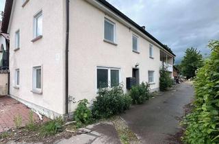 Mehrfamilienhaus kaufen in Weißenhorner Straße, 89335 Ichenhausen, Sanierungsobjekt mit vielseitiger Nutzung – Ferienwohnungen oder Mehrfamilienhaus