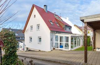 Doppelhaushälfte kaufen in Drei-Eichen-Weg, 75181 Huchenfeld, Doppelhaushälfte in ruhiger Lage mit Wintergarten und Carport