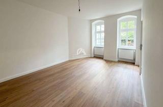 Wohnung kaufen in Wrangelstraße 86, 10997 Kreuzberg, FRISCH SANIERT! 1-ZIMMER STUDIO IM WRANGELKIEZ! PROVISIONSFREI!