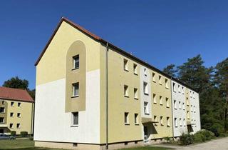 Wohnung kaufen in 15518 Rauen, Attraktive 3-Zimmer-Wohnung mit Balkon und dem Blick ins Grüne! Optional mit Garten