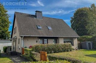 Anlageobjekt in 25479 Ellerau, Heizung bereits modernisiert - vermietetes Zweifamilienhaus zu verkaufen