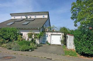 Doppelhaushälfte kaufen in 66482 Mörsbach, *Preisreduzierung* Besondere Doppelhaushälfte mit Split-Level-Architektur und Waldblick