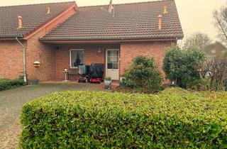 Haus kaufen in 26810 Westoverledingen, Für Investoren! Vermietetes Reihenendhaus mit Loggia in gepflegter Umgebung - kurz vor Papenburg