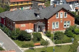 Haus kaufen in 96484 Meeder, Back to School! Ehem. Schulhaus, liebevoll und top saniert, in naturnaher Lage