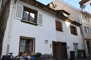 Haus kaufen in 79219 Staufen, Staufen im Breisgau - Denkmalgeschützt und Sanierungsbedürftig - Zwei Häuser in zentraler Lage von Staufen