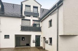 Wohnung kaufen in Kraftsteinstraße 15, 90556 Cadolzburg, Charmante 2-Zimmer-Maisonettewohnung über 3 Etagen mit Stellplatz in Cadolzburg