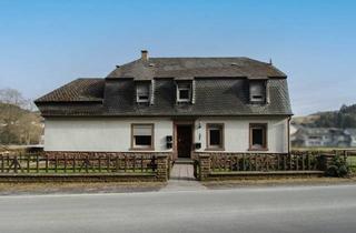 Mehrfamilienhaus kaufen in Bitburger Straße, 54570 Densborn, 3-Parteienhaus mit guter Ausstattung in familienfreundlicher Lage