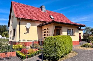 Haus kaufen in 03116 Drebkau, Drebkau - Gepflegtes Ein-Zweifamilienhaus, Nebengebäude, großes Grundstück