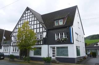 Mehrfamilienhaus kaufen in 57368 Lennestadt, Lennestadt - Wohn- & Geschäftshaus in Lennestadt-Elspe