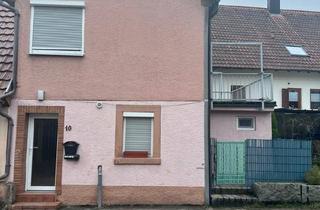 Reihenhaus kaufen in 74397 Pfaffenhofen, Pfaffenhofen - Reihenhaus - Ideal für Kapitalanleger oder Eigennutzung