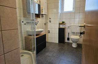 Wohnung mieten in Neugrabenstrasse, 76185 Karlsruhe, Charmante 4,5 Zimmer Altbauwohnung incl. Mansarde, mit Balkon zum Innenhof