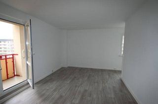 Wohnung mieten in Robert-Koch-Straße 34 d, 09353 Oberlungwitz, KLEIN, ABER FEIN - WOHNUNG MIT AUFZUG!!!!