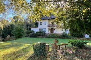 Einfamilienhaus kaufen in 66809 Nalbach, Nalbach - FREISTEHENDES EINFAMILIENHAUS AUF PARKÄHNLICHEM GRUNDSTÜCK