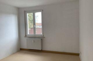 Wohnung mieten in Eduard-Krenkel-Straße 20, 08626 Adorf, Gemütliche 2-Zimmer-Wohnung mit Wannenbad und Kochnische