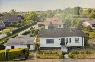 Einfamilienhaus kaufen in 17217 Penzlin, Penzlin - Einfamilienhaus mit Garten und Ferienbungalow in Penzlin