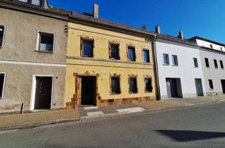 Reihenhaus kaufen in Wehrstraße, 08371 Glauchau, !!! Reihenhaus mit Potential in Glauchau !!!