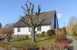 Einfamilienhaus kaufen in Erlengrund, 23858 Reinfeld, Großzügiges Ein- bis Zweifamilienhaus in absolut ruhiger Wohnlage von Reinfeld