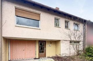 Reihenhaus kaufen in Wilhelm-Raabe-Straße, 59192 Bergkamen, Handwerker gesucht: Reihenhaus mit viel Potenzial in Bergkamen-Weddinghofen