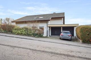 Haus kaufen in Schönblick 37, 75223 Niefern-Öschelbronn, Großzügiges und freistehendes Wohnhaus mit Einliegerwohnung und herrlichem Fernblick in Niefern