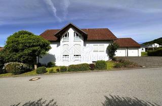 Einfamilienhaus kaufen in Herrengarten 32, 97656 Oberelsbach, Attraktives und sehr gepflegtes, freistehendes Einfamilienhaus