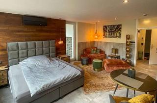 Wohnung kaufen in Theresienstraße 60, 80333 München, Vollausgestattetes Apartment samt Loggia direkt an der Alten Pinakothek - als solide Kapitalanlage!