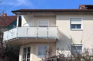 Wohnung kaufen in 96472 Rödental, Lichtdurchflutete 2,5-Zimmer-Wohnung mit großem Balkon und Weitblick in Rödental/Mahnberg