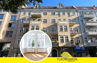 Wohnung kaufen in Boxhagener Straße, 10245 Friedrichshain, Boxhagener Straße - Beletage mit 220 m2: 5 Zimmer bezugsfrei, 3 Zimmer vermietet, 3 Balkone