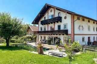 Wohnung kaufen in 83139 Söchtenau, Tradition und Moderne perfekt vereint!