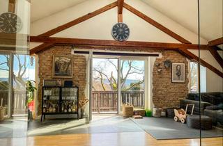 Wohnung kaufen in 83139 Söchtenau, Tradition und Moderne perfekt vereint!