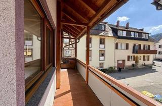 Wohnung kaufen in 79295 Sulzburg, 4-Zimmer Wohnung im Herzen von Sulzburg