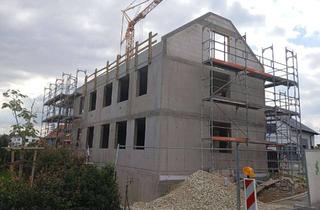 Wohnung kaufen in Apfelweg 20, 72127 Kusterdingen, Obergeschosswohnung im Neubauprojekt! Mehrfamilienhaus (Rohbau fertig)