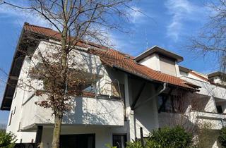 Wohnung kaufen in 69207 Sandhausen, Gemütliche Dachgeschosswohnung mit sonniger Dachterrasse!