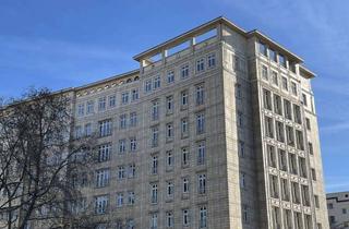 Wohnung kaufen in Strausberger Platz, 10243 Friedrichshain, Historischer Charme im 6. OG – 3-Zimmer-Wohnung am Strausberger Platz