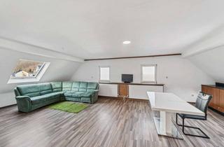 Wohnung kaufen in 57080 Siegen, Moderne Dachgeschosswohnung mit großzügigem Grundriss