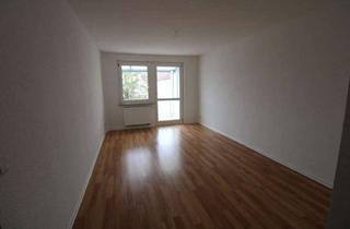 Wohnung mieten in Am Stadtfeld 34, 39218 Schönebeck, So einfach ist Sparen! Große Wohnung gewünscht?