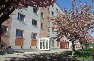 Wohnung mieten in Brunnenstr. 15, 02943 Weißwasser, 3 Raum-Wohnung mit verglastem Balkon