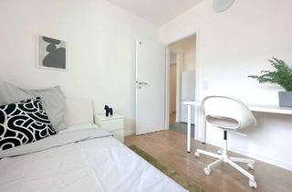 Wohnung mieten in L 5-6, 68159 Mannheim, Freies WG-Zimmer in attraktiver 3er WG/shared flat in den Mannheimern Quadraten nahe Uni und Hbf!