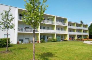 Wohnung mieten in Lindenstraße 10, 93426 Roding, Roding . barrierearme 3-Zimmer-Wohnung mit Balkon im 1. OG - nur für Senioren