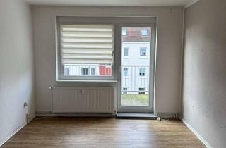 Wohnung mieten in Satower Straße 35f, 18198 Kritzmow, helle 3-Raum-Wohnung, Wannenbad mit Fenster, Balkon und Keller