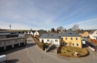 Wohnung mieten in Auerbacher Straße 11, 08328 Stützengrün, Frisch renovierte 2-Raum Wohnung mit Tageslicht Badezimmer