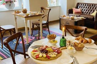 Gewerbeimmobilie mieten in Am Zehnt, 74889 Sinsheim, Bezauberndes Lokal in historischem Gebäude mit romantischem Biergarten