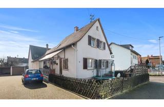 Haus kaufen in 79108 Hochdorf, Lukrative Immobilie in begehrter Lage Zwei benachbarte Wohnhäuser in 79108 Freiburg-Hochdorf