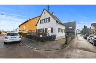 Haus kaufen in 79108 Hochdorf, Lukrative Immobilie in begehrter Lage Zwei benachbarte Wohnhäuser in 79108 Freiburg-Hochdorf