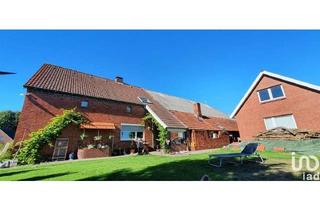 Haus kaufen in 26629 Großefehn, Herrliche Lage! Resthof in Kanallage mit 1,5Ha Weide und Gästehaus